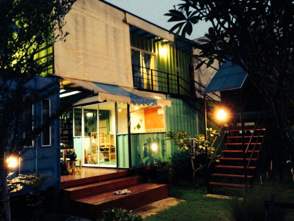 Wh Hostel Банкок Екстериор снимка