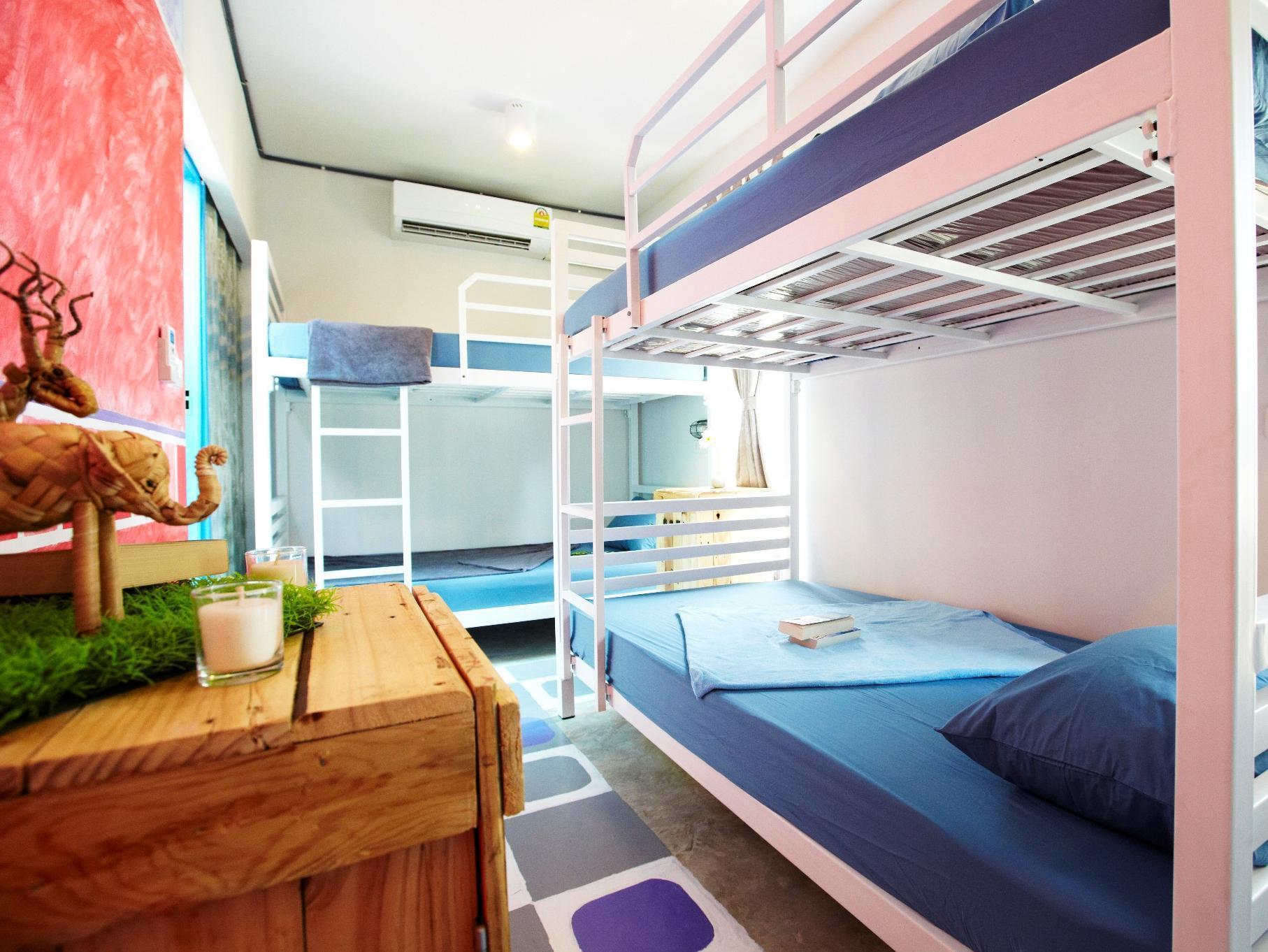 Wh Hostel Банкок Екстериор снимка