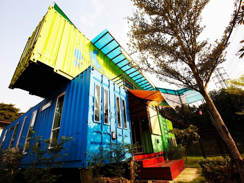 Wh Hostel Банкок Екстериор снимка