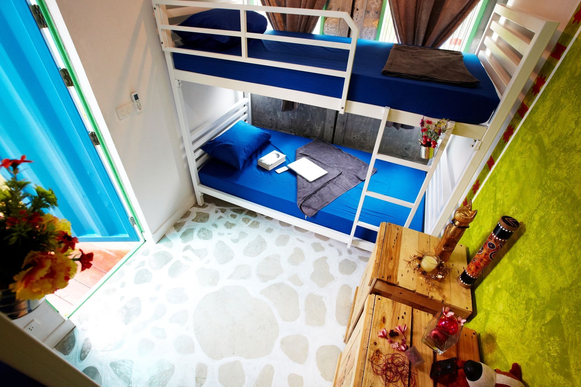 Wh Hostel Банкок Екстериор снимка